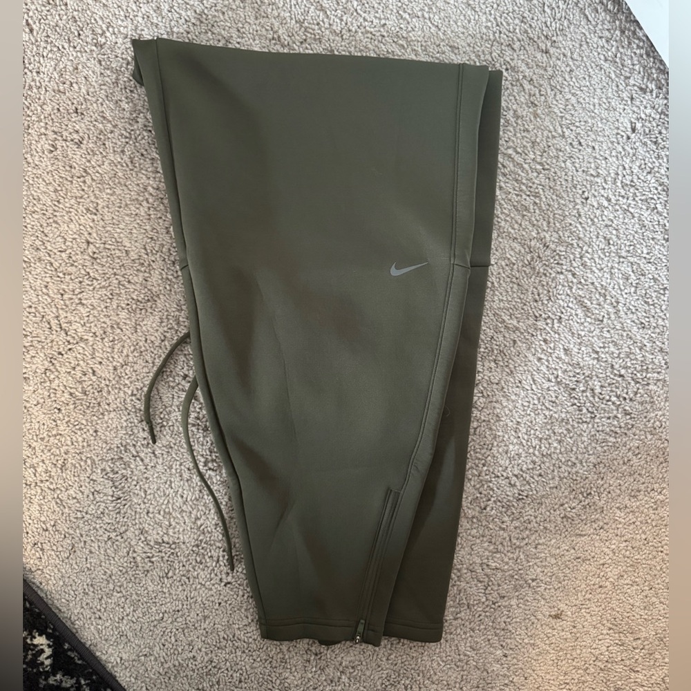 Nike Women's Dri-FIT Prima High-Waisted 7/8 Training Pants - Picture 3 of 6